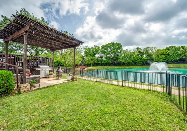 Photo 2 of Sale Pending at 116 Lakehill Ct, Lake Dallas, TX 75065 | MLS# 21344727 | Listing updated on 2026-09-28