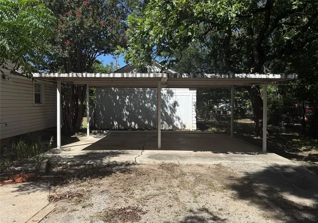 Photo 33 of Single family home for sale at 2700 Elizabeth Dr, Brownwood, TX 76801 | MLS# 21344903 | Listing updated on 2026-10-01