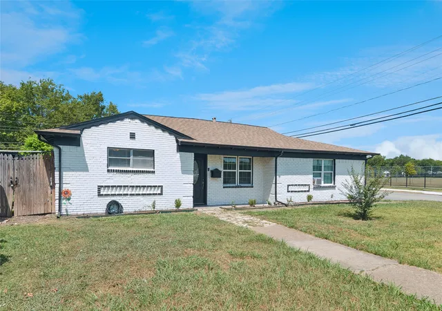 Photo 2 of Single family home for sale at 459 Bolero Ave, Dallas, TX 75217 | MLS# 21344966 | Listing updated on 2026-08-24