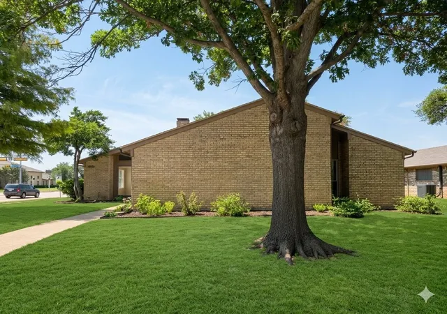 Photo 1 of Single family home for sale at 936 E Berkeley Dr, Richardson, TX 75081 | MLS# 21338883 | Listing updated on 2026-08-19