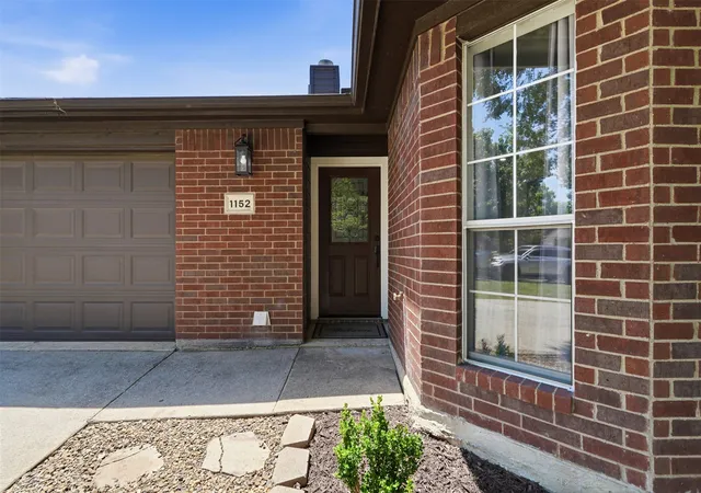 Photo 3 of Single family home for sale at 1152 Lake Bluff Dr, Little Elm, TX 75068 | MLS# 21344938 | Listing updated on 2026-10-03