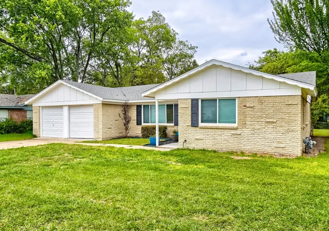 Photo 2 of Sale Pending at 4812 Grove St, North Richland Hills, TX 76180 | MLS# 21339797 | Listing updated on 2026-08-31