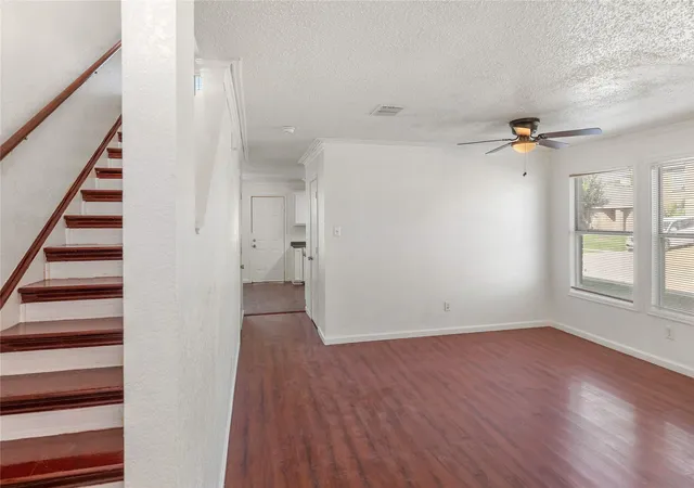 Photo 3 of Single family home for sale at 5437 New Castleton Ln, Fort Worth, TX 76135 | MLS# 21342393 | Listing updated on 2026-08-12