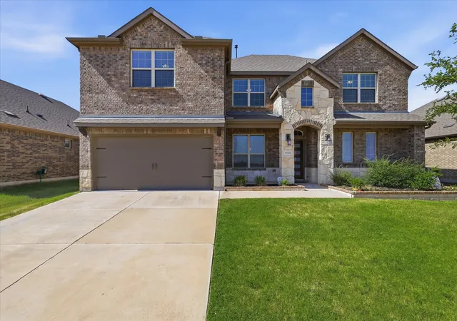 Photo 1 of Single family home for sale at 10421 Table Bluff St, Aubrey, TX 76227 | MLS# 21341179 | Listing updated on 2026-08-23