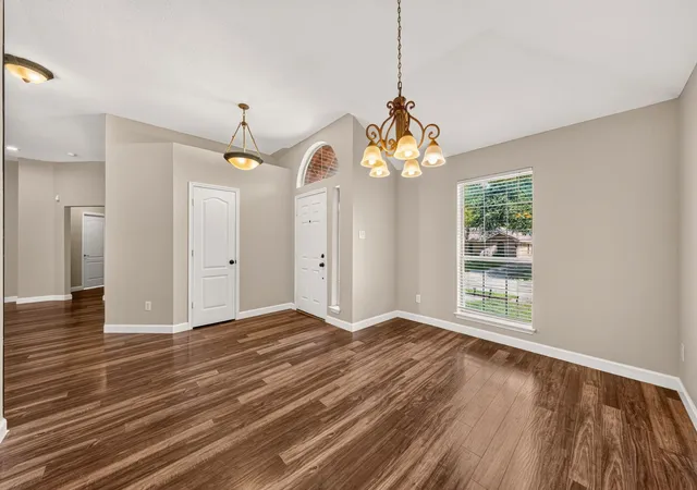 Photo 3 of Sale Pending at 412 Sugar Mill Rd, Cedar Hill, TX 75104 | MLS# 21341892 | Listing updated on 2026-10-05