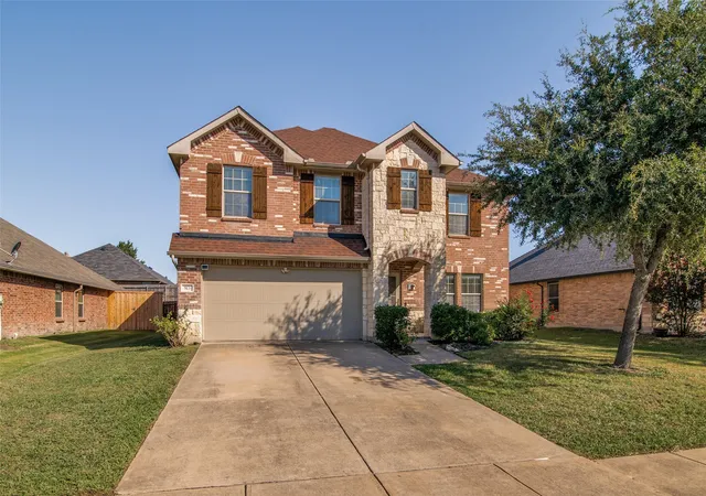 Photo 1 of Single family home for sale at 513 Laurel Ln, Fate, TX 75087 | MLS# 21345087 | Listing updated on 2026-08-27