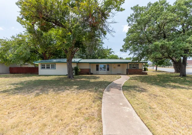 3rd image of 2349 Cooke St, Abilene, TX 79605 | MLS# 21344970