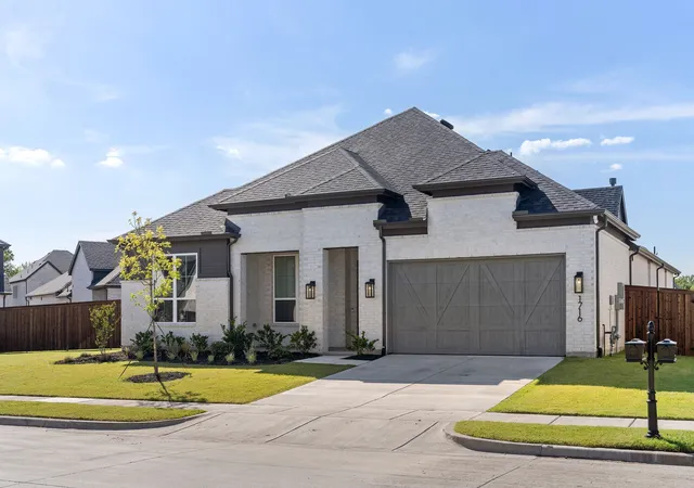 Photo 1 of Single family home for sale at 1716 Grenache Dr, Rockwall, TX 75032 | MLS# 21344080 | Listing updated on 2026-09-19