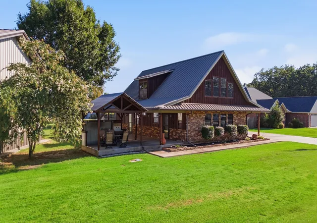 Photo 2 of Single family home for sale at 271 County Road 1559, Alba, TX 75410 | MLS# 21338612 | Listing updated on 2026-09-20