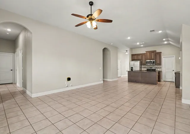Photo 3 of Single family home for sale at 4148 Mountain Meadow Rd, Crowley, TX 76036 | MLS# 21342130 | Listing updated on 2026-08-20