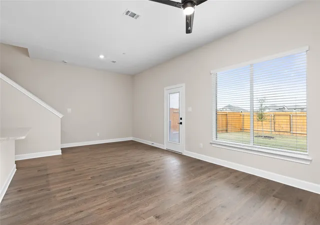 3rd image of 474 Boyd Rd, Pilot Point, TX 76258 | MLS# 21345399