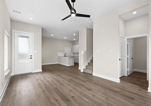 Photo 3 of Townhouse for sale at 462 Boyd Rd, Pilot Point, TX 76258 | MLS# 21345401 | Listing updated on 2026-07-30