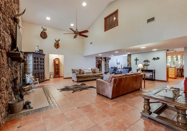 Photo 3 of Single family home for sale at 1459 Warrington Ct, Fort Worth, TX 76112 | MLS# 21333481 | Listing updated on 2026-09-21