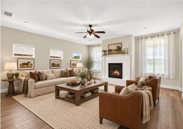 Photo 3 of Single family home for sale at 1009 Brown Valley Trl, Weatherford, TX 76087 | MLS# 21342758 | Listing updated on 2026-09-25