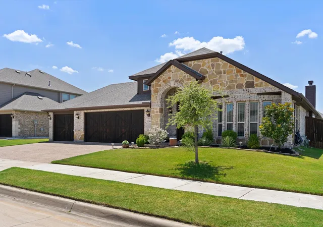 Photo 2 of Sale Pending at 12001 Logans Wy, Keller, TX 76244 | MLS# 21344289 | Listing updated on 2026-08-27