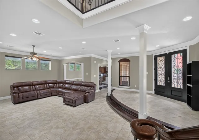 Photo 3 of Single family home for sale at 3801 Park Manor Ct, Arlington, TX 76017 | MLS# 21341856 | Listing updated on 2026-10-07