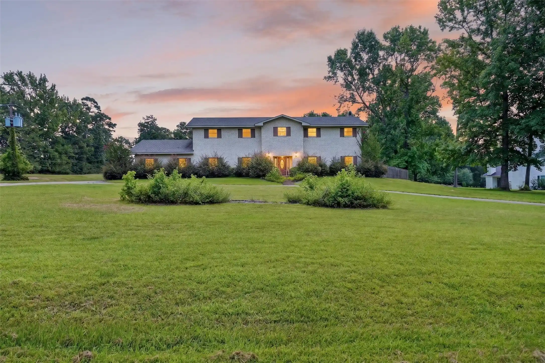 Photo 1 of Single family home for sale at 724 Pine Forest Dr, Minden, LA 71055 | MLS# 21344962 | Listing updated on 2026-10-23