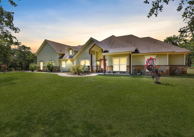 Photo 3 of Single family home for sale at 1255 Greg St, Azle, TX 76020 | MLS# 21343166 | Listing updated on 2026-08-17