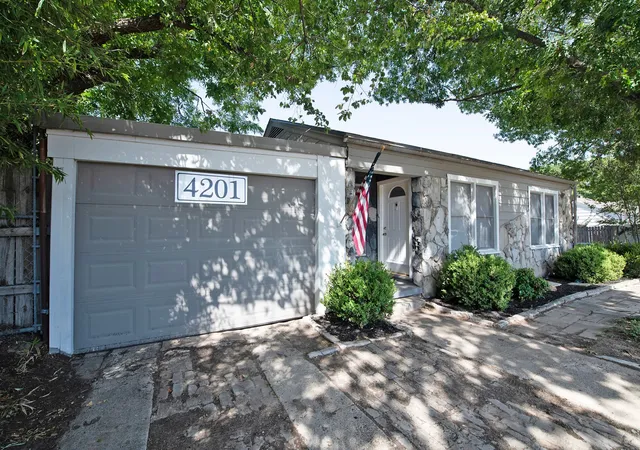 Photo 1 of Single family home for sale at 4201 Southwest Blvd, Fort Worth, TX 76116 | MLS# 21339455 | Listing updated on 2026-08-28