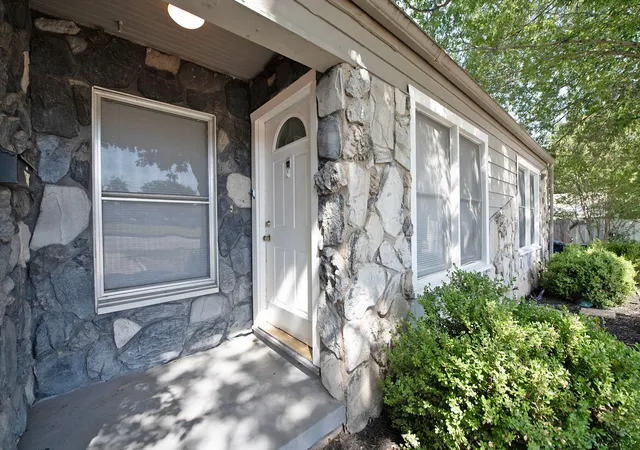 Photo 3 of Single family home for sale at 4201 Southwest Blvd, Fort Worth, TX 76116 | MLS# 21339455 | Listing updated on 2026-08-28