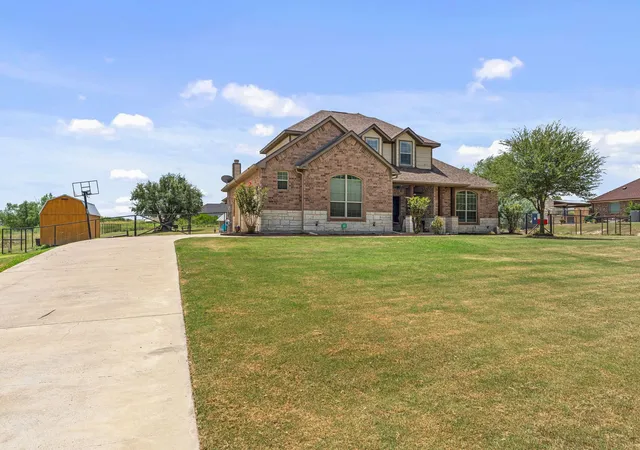 Photo 3 of Single family home for sale at 8909 County Road 915, Godley, TX 76044 | MLS# 21336131 | Listing updated on 2026-08-08