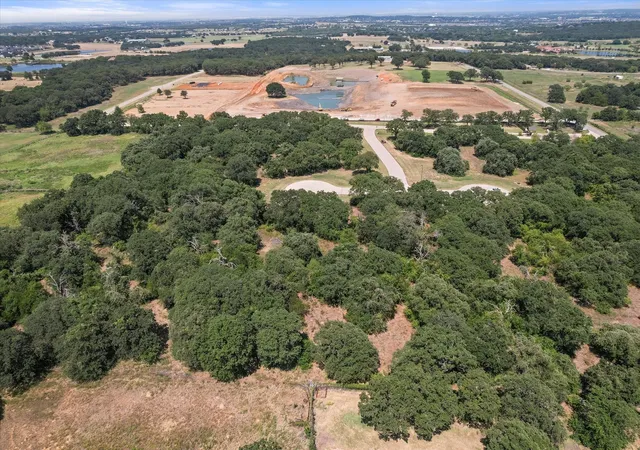 5th image of 1213 Nottaway Ct, Burleson, TX 76028 | MLS# 21345540