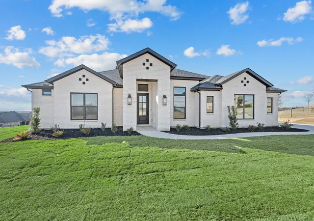 Photo 1 of Sale Pending at 412 Caprock Ln, Azle, TX 76020 | MLS# 21345551 | Listing updated on 2026-09-01