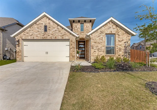 1st image of 5933 Lovills Creek St, Fort Worth, TX 76179 | MLS# 21345237