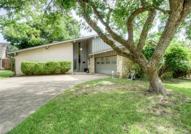 Photo 1 of Single family home for sale at 12231 Veronica Rd, Dallas, TX 75234 | MLS# 21345599 | Listing updated on 2026-08-30
