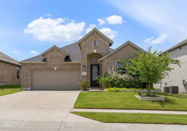 Photo 1 of Single family home for sale at 942 Lawless Ln, Fate, TX 75087 | MLS# 21344292 | Listing updated on 2026-10-07