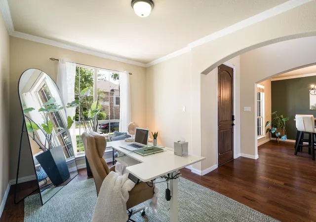 Photo 3 of Sale Pending at 2613 Los Olivos Ln, Fort Worth, TX 76131 | MLS# 21342719 | Listing updated on 2026-08-10