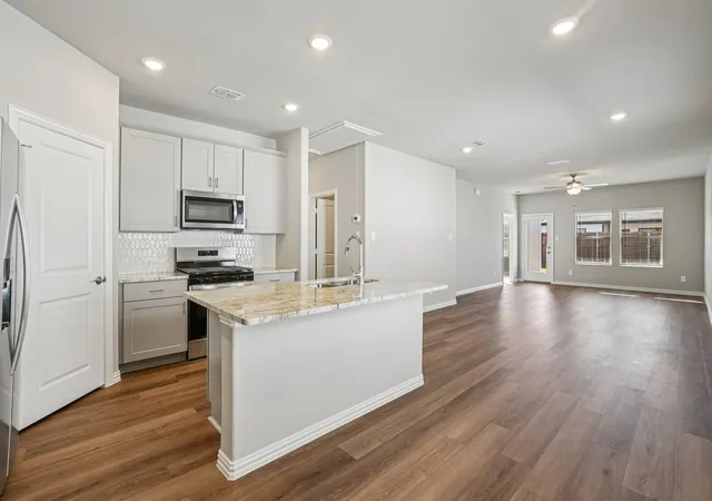 Photo 3 of Single family home for sale at 204 Winchester Hill Ln, Princeton, TX 75071 | MLS# 21345365 | Listing updated on 2026-08-25