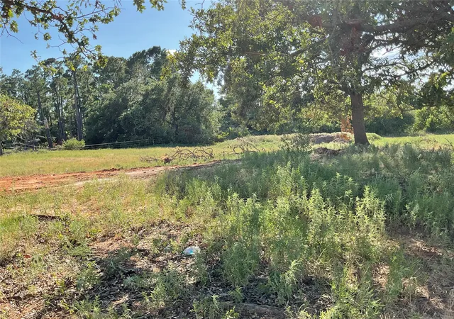 Photo 2 of Manufactured home for sale at 133 Firefly Dr, Springtown, TX 76082 | MLS# 21345828 | Listing updated on 2026-08-20