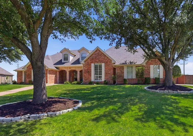 Photo 3 of Sale Pending at 217 Arbor Ln, Haslet, TX 76052 | MLS# 21341375 | Listing updated on 2026-09-24