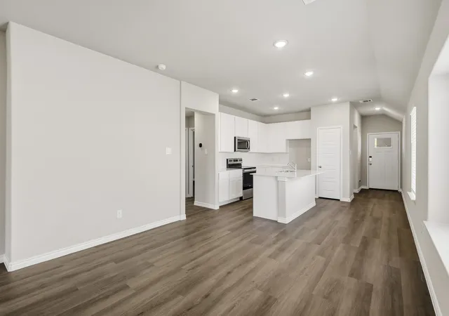 Photo 4 of Single family home for sale at 3261 Kelso Dr, Fort Worth, TX 76140 | MLS# 21345853 | Listing updated on 2026-10-08