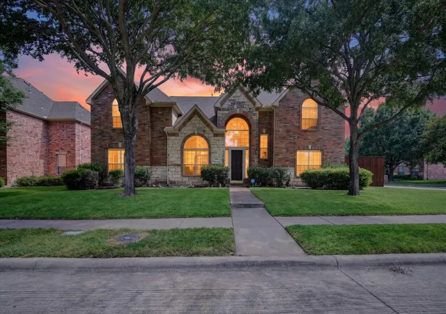 Photo 2 of Single family home for sale at 14505 Farmcote Dr, Frisco, TX 75035 | MLS# 21344958 | Listing updated on 2026-08-22