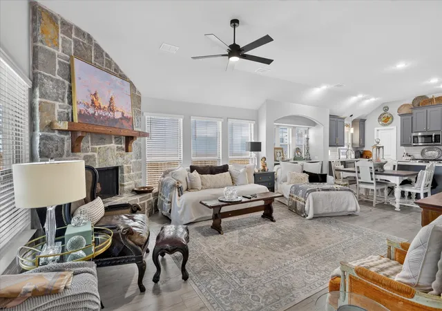 Photo 2 of Single family home for sale at 833 Godley Ranch Rd, Godley, TX 76044 | MLS# 21343167 | Listing updated on 2026-10-08