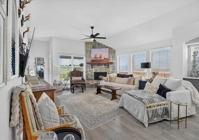 Photo 3 of Single family home for sale at 833 Godley Ranch Rd, Godley, TX 76044 | MLS# 21343167 | Listing updated on 2026-10-08