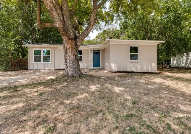 1st image of 1103 Belvedere Dr, Arlington, TX 76010 | MLS# 21345563