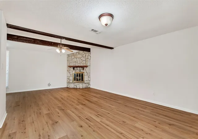 Photo 4 of Townhouse for sale at 5612 Harvest Hill Rd Rd, Dallas, TX 75230 | MLS# 21336689 | Listing updated on 2026-08-21