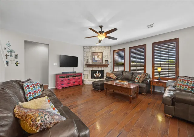 Photo 3 of Single family home for sale at 2025 Aster Trl, Forney, TX 75126 | MLS# 21345987 | Listing updated on 2026-08-28