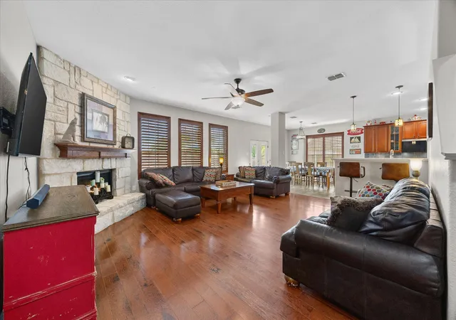 Photo 4 of Single family home for sale at 2025 Aster Trl, Forney, TX 75126 | MLS# 21345987 | Listing updated on 2026-08-28