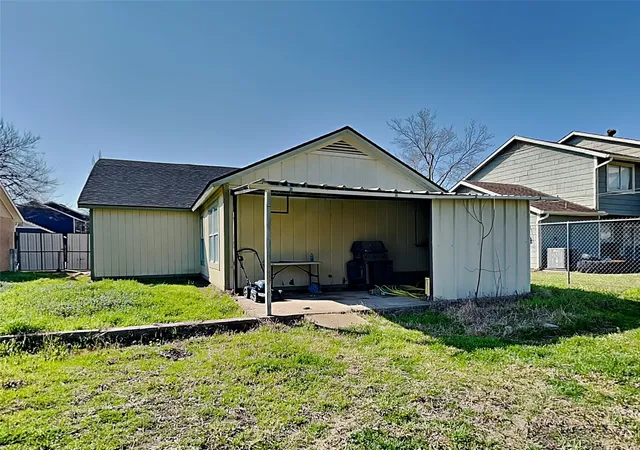 12th image of 1621 Scottsdale Dr, Arlington, TX 76018 | MLS# 21345988