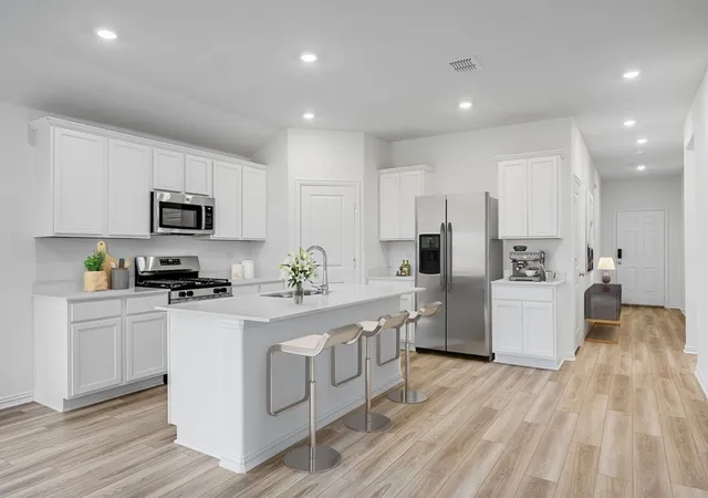 Photo 2 of Single family home for sale at 2529 Pine Island Ct, Crandall, TX 75114 | MLS# 21345977 | Listing updated on 2026-10-04