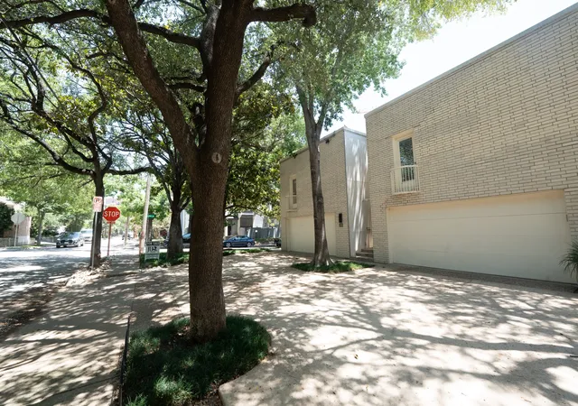 Photo 3 of Sale Pending at 2818 Welborn Dr #9, Dallas, TX 75219 | MLS# 21343936 | Listing updated on 2026-09-30