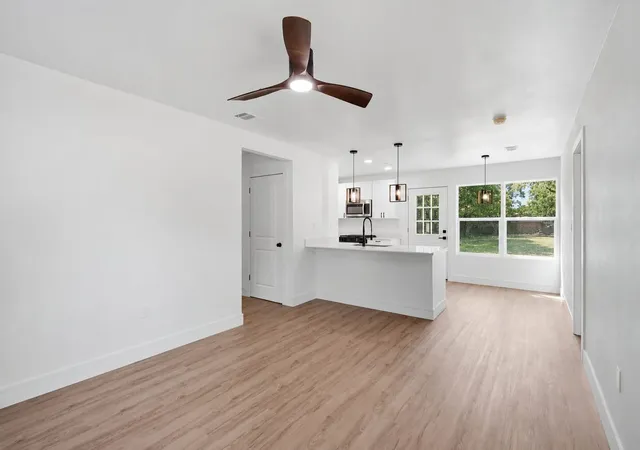 Photo 3 of Sale Pending at 3100 Palo Alto Dr, Dallas, TX 75241 | MLS# 21345109 | Listing updated on 2026-08-21