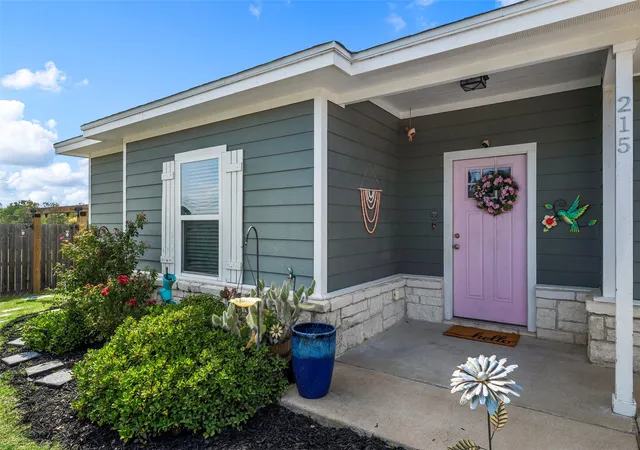 Photo 3 of Sale Pending at 215 Greenbriar St, Robinson, TX 76706 | MLS# 21345992 | Listing updated on 2026-09-07