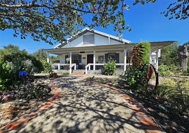 Photo 1 of Single family home for sale at 1105 Fm 39 S, Donie, TX 75838 | MLS# 21344014 | Listing updated on 2026-08-24