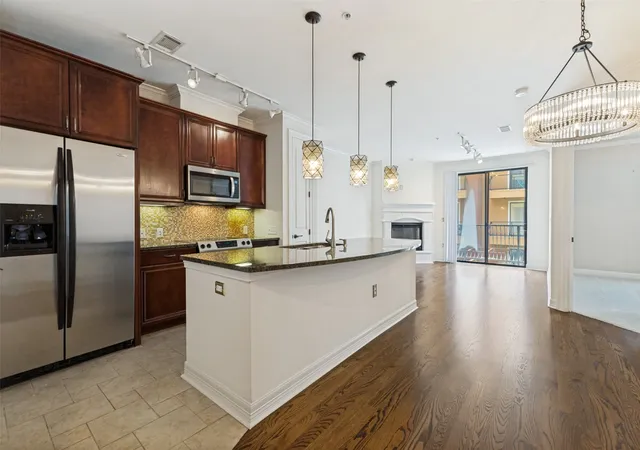 Photo 2 of Condo for sale at 8616 Turtle Creek Blvd #302, Dallas, TX 75225 | MLS# 21345721 | Listing updated on 2026-08-29
