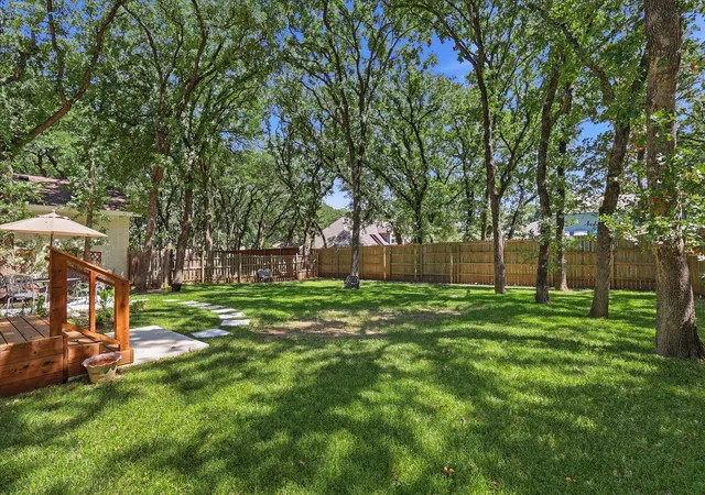 Photo 2 of Single family home for sale at 12 Timbergreen Cir, Denton, TX 76205 | MLS# 21340930 | Listing updated on 2026-08-30